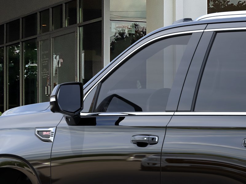 2026 GMC Yukon Denali - Photo 12