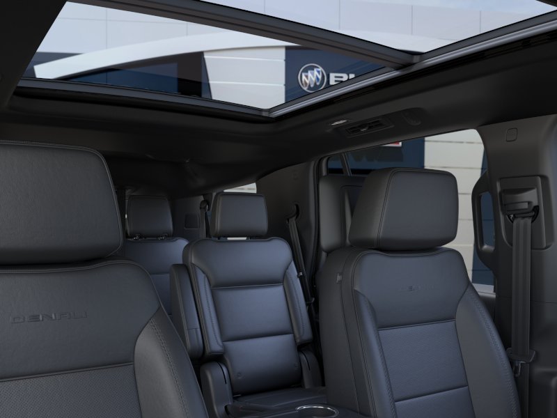 2026 GMC Yukon Denali - Photo 24