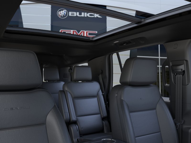 2026 GMC Yukon Denali - Photo 24