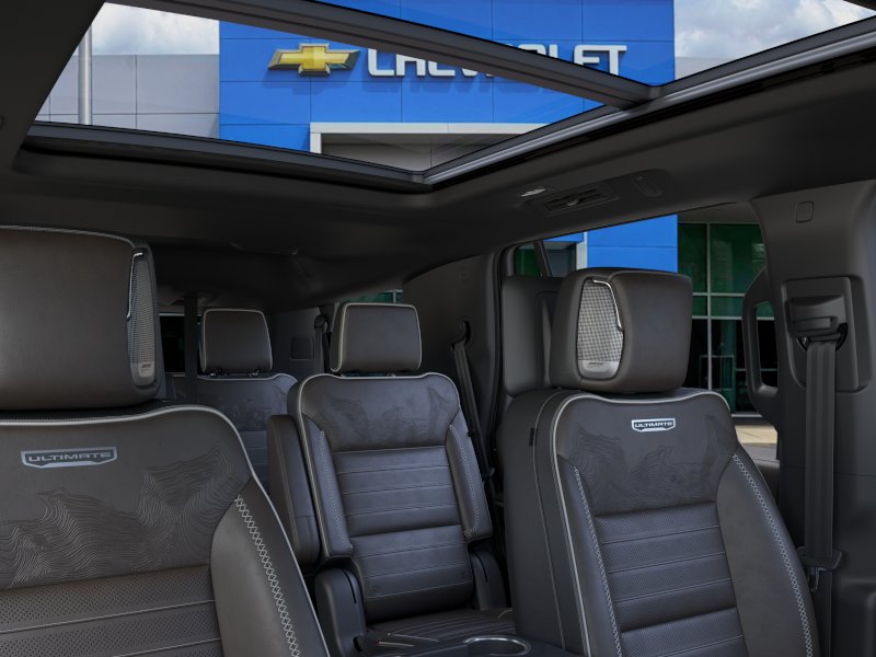 New 2026 Glacier White Tricoat GMC Denali Ultimate image 24