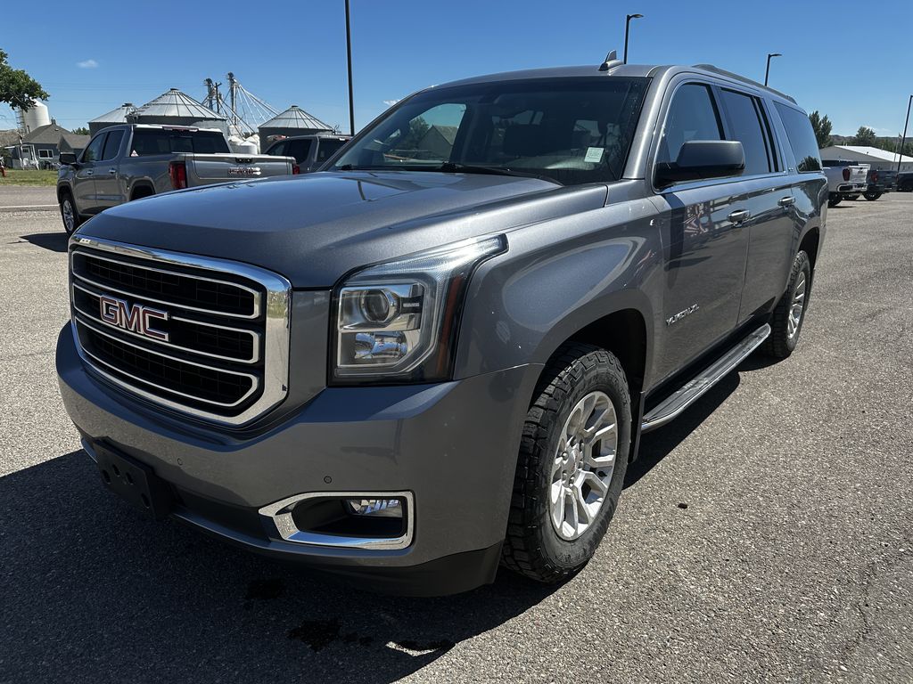 2018 Gmc Yukon XL SLE photo 3