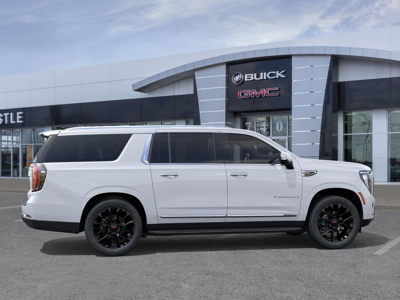 2026 GMC YUKON XL - Image 35