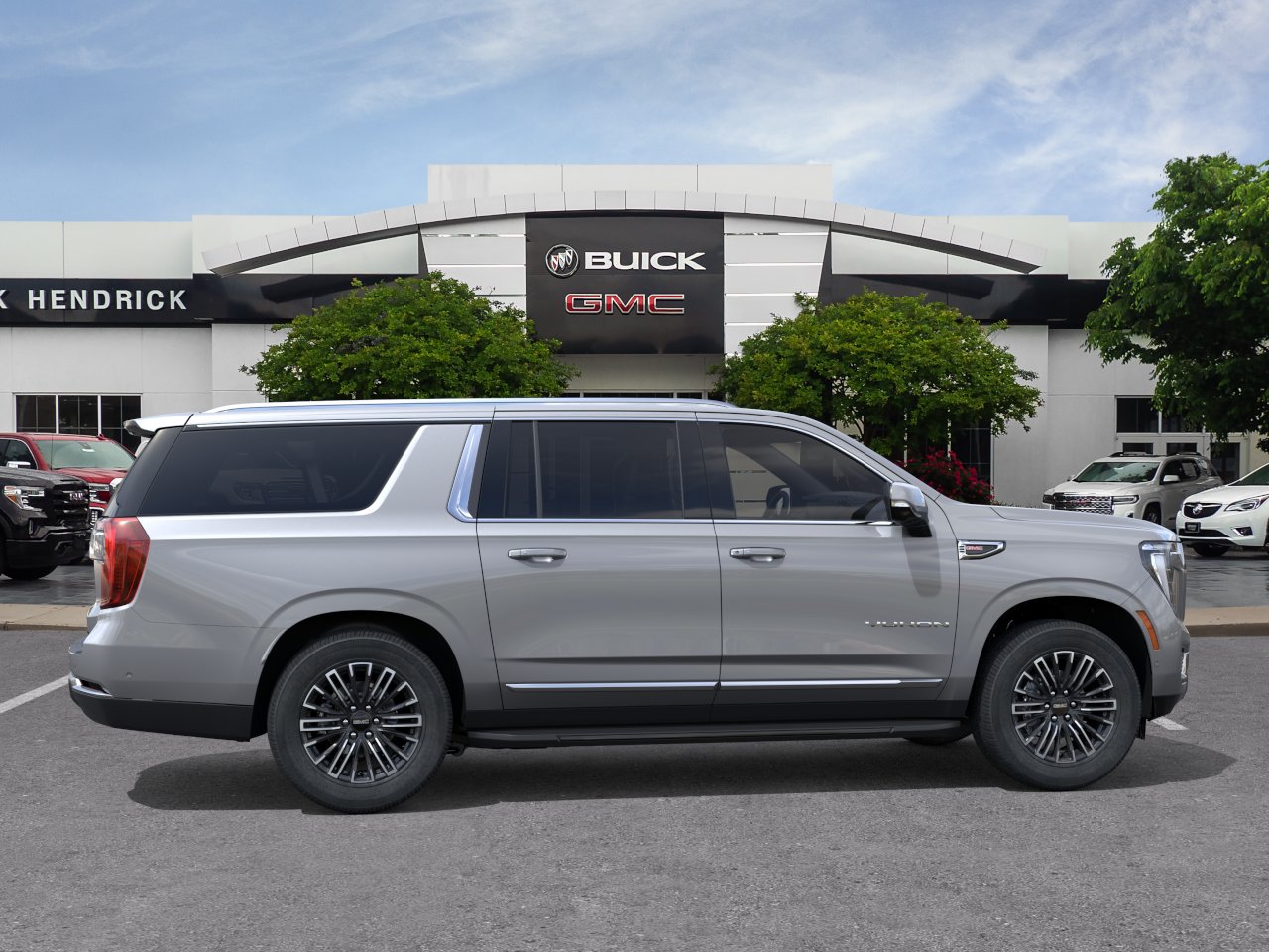 New 2026 Sterling Metallic GMC Elevation image 31