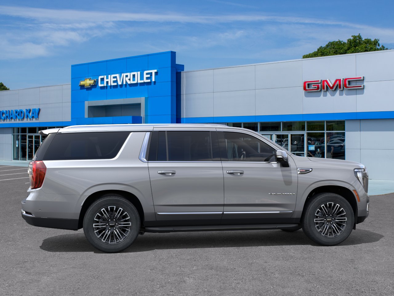 New 2026 Sterling Metallic GMC Elevation image 29