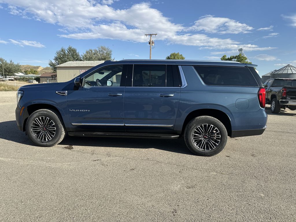 2026 Gmc Yukon XL photo 4