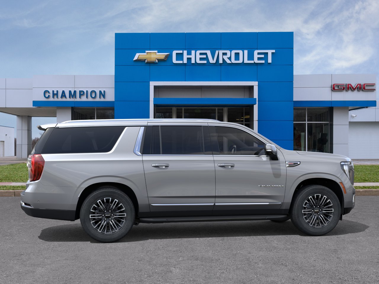 New 2026 Sterling Metallic GMC Elevation image 5