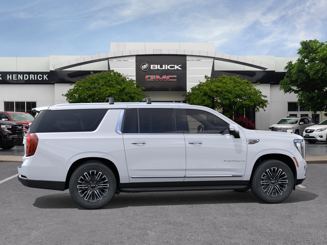 New 2026 Summit White GMC Elevation image 31