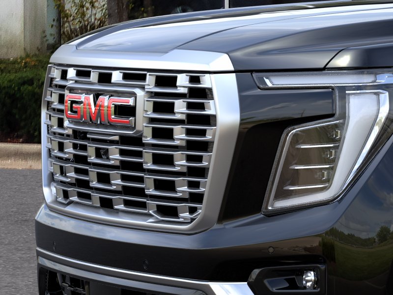 2026 GMC Yukon XL Denali - Photo 13