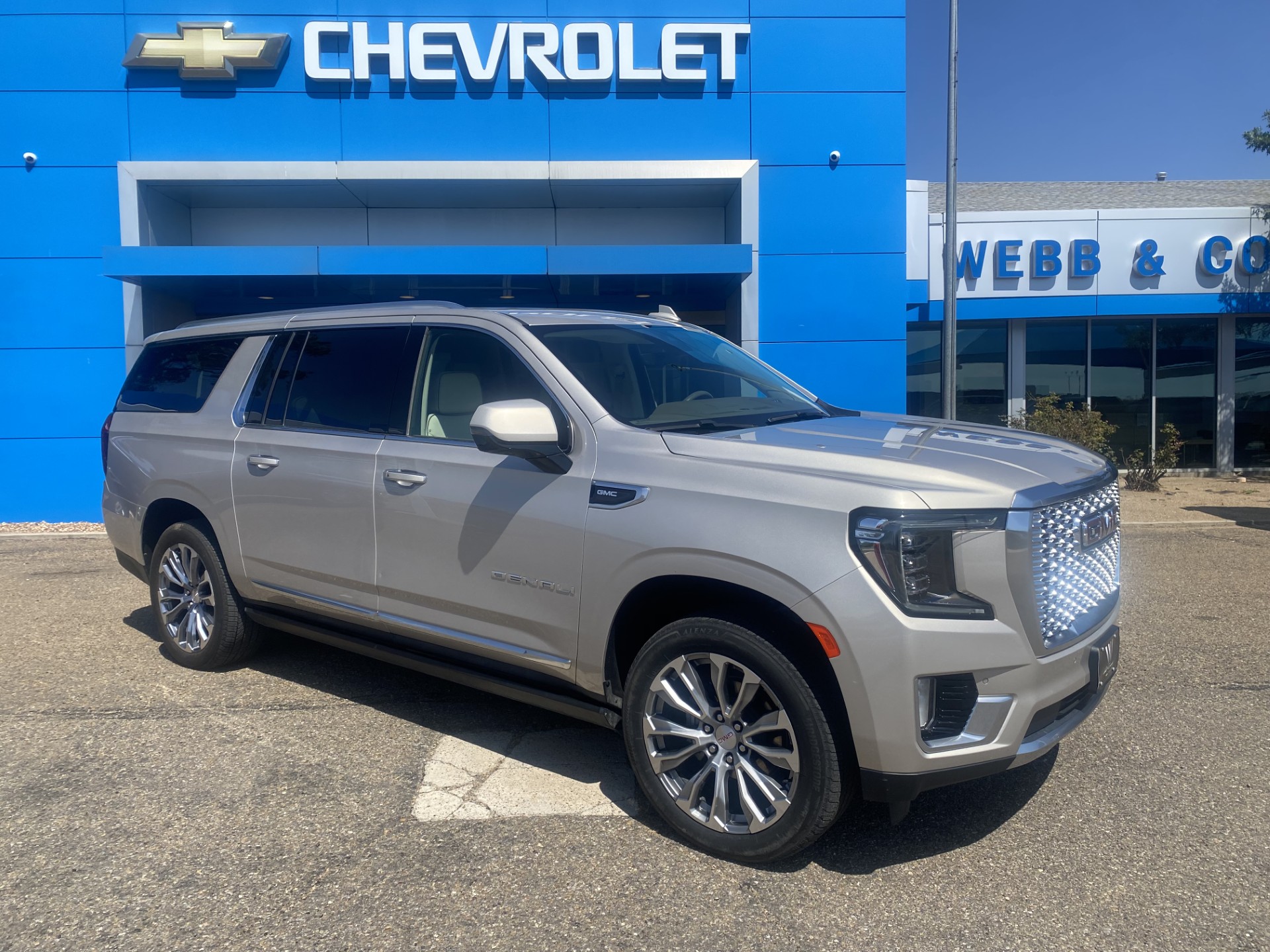 Pre-Owned 2022 GMC Yukon XL Denali