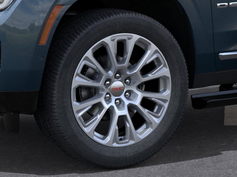 2026 GMC Yukon XL Denali - Photo 9