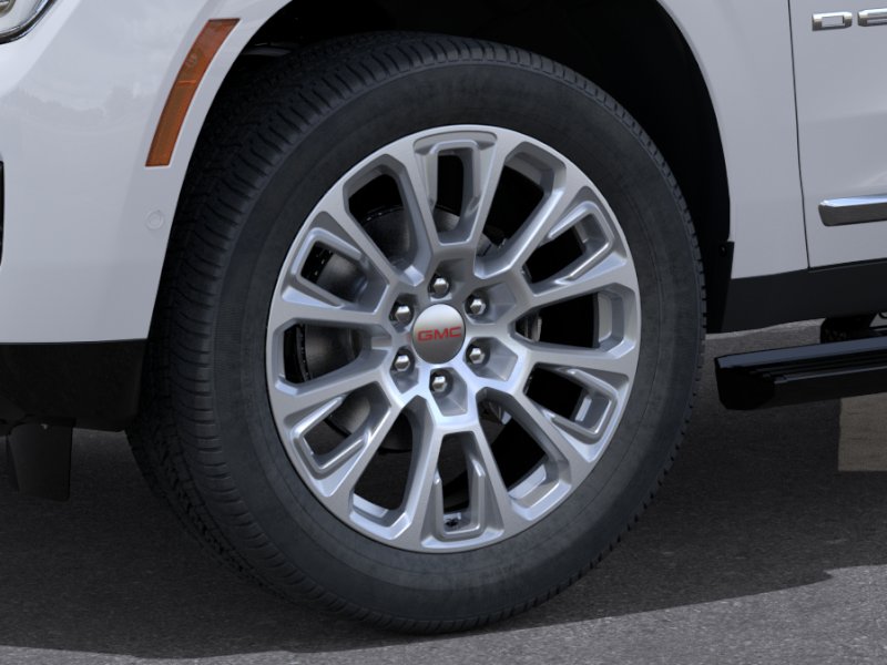 2026 GMC Yukon XL Denali - Photo 9