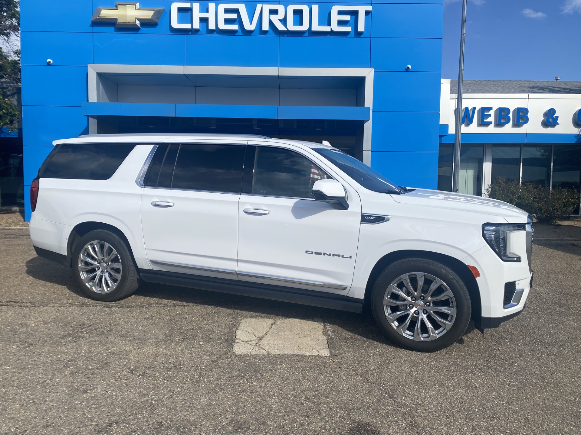 2024 GMC Yukon XL Denali's photo