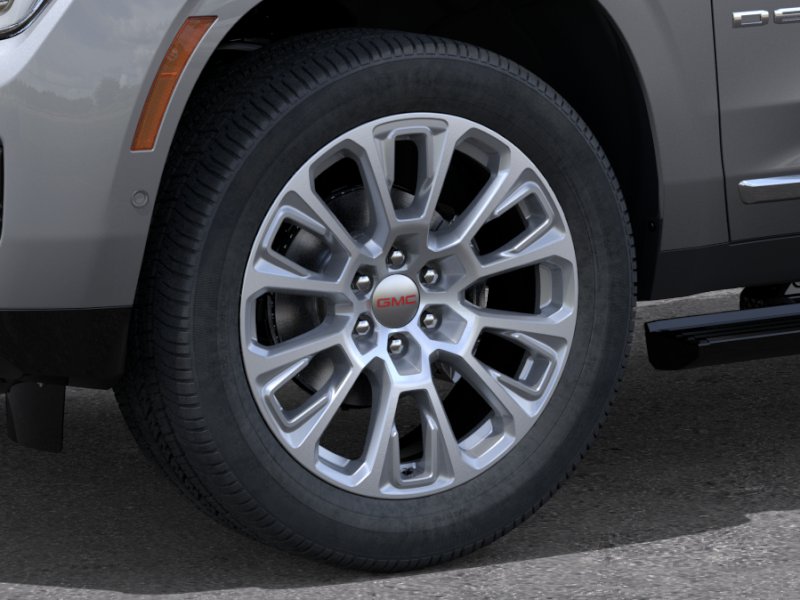 2026 GMC Yukon XL Denali - Photo 9