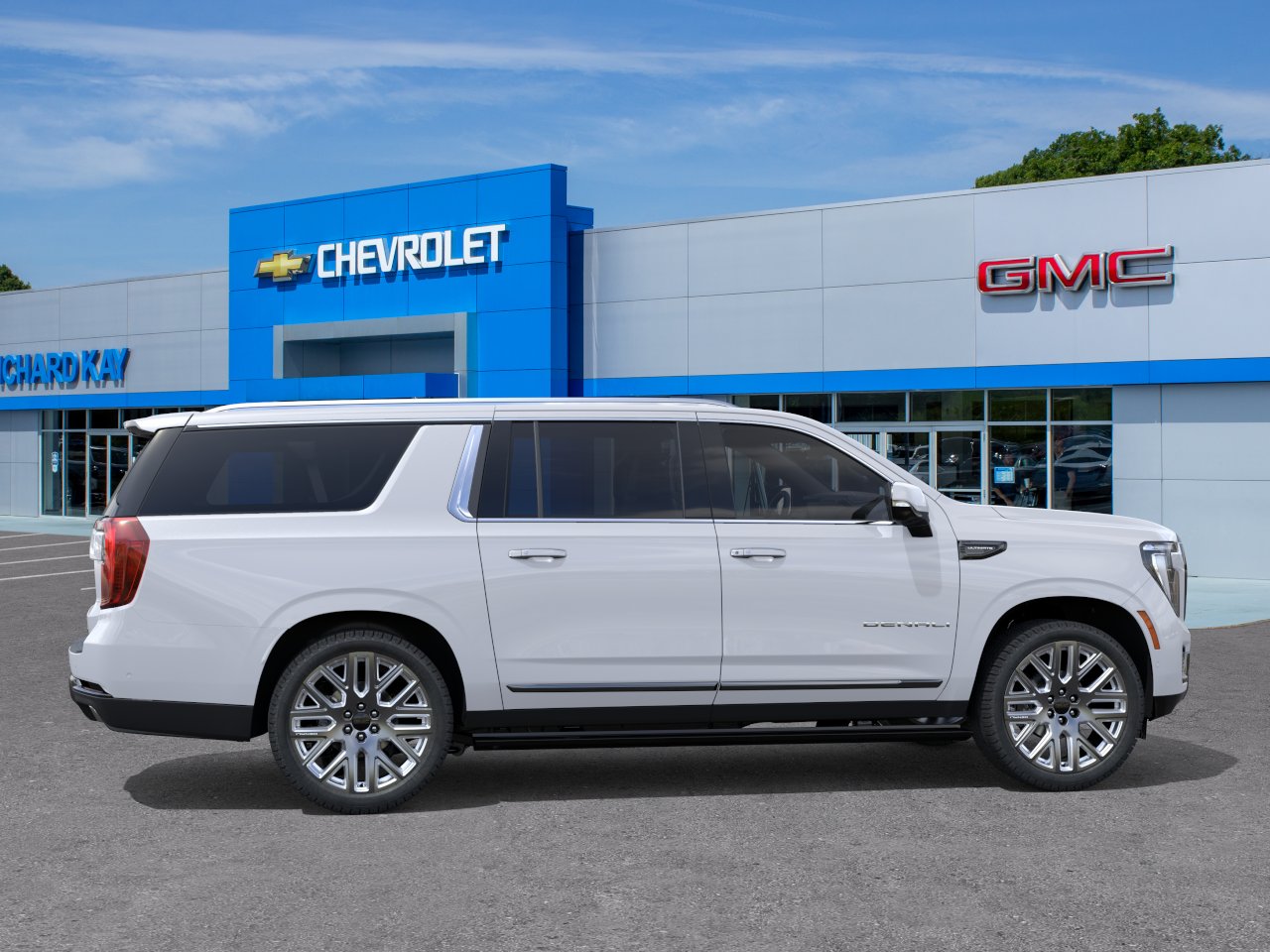 New 2027 Glacier White Tricoat GMC Denali Ultimate image 29