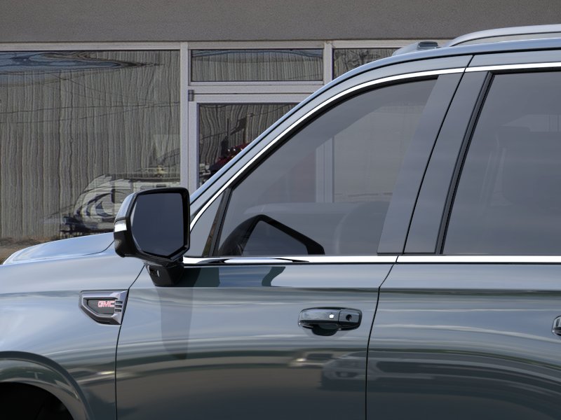 2026 GMC Yukon AT4 Ultimate - Photo 12