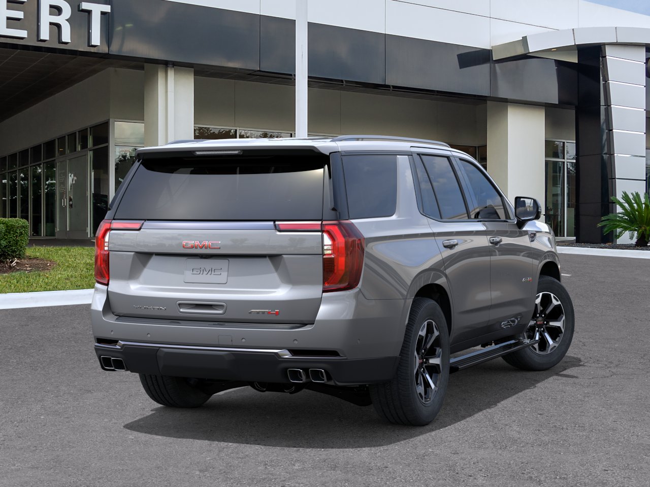 2026 GMC Yukon AT4 Ultimate - Photo 4