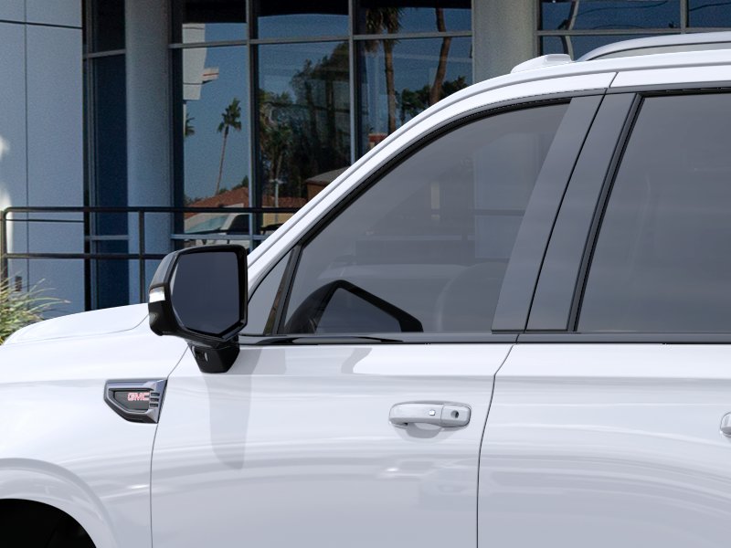 2026 GMC Yukon AT4 Ultimate - Photo 12