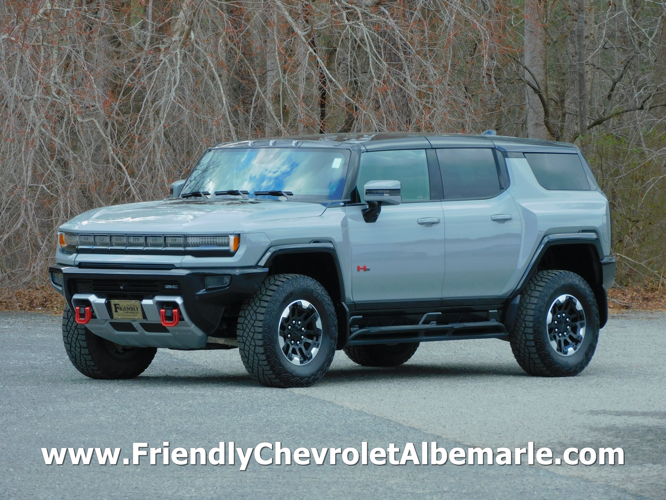2025 GMC Hummer EV 3X SUV's photo