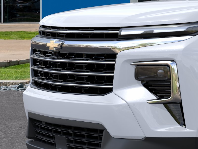 New 2026 Polar White Tricoat Chevrolet LT image 37