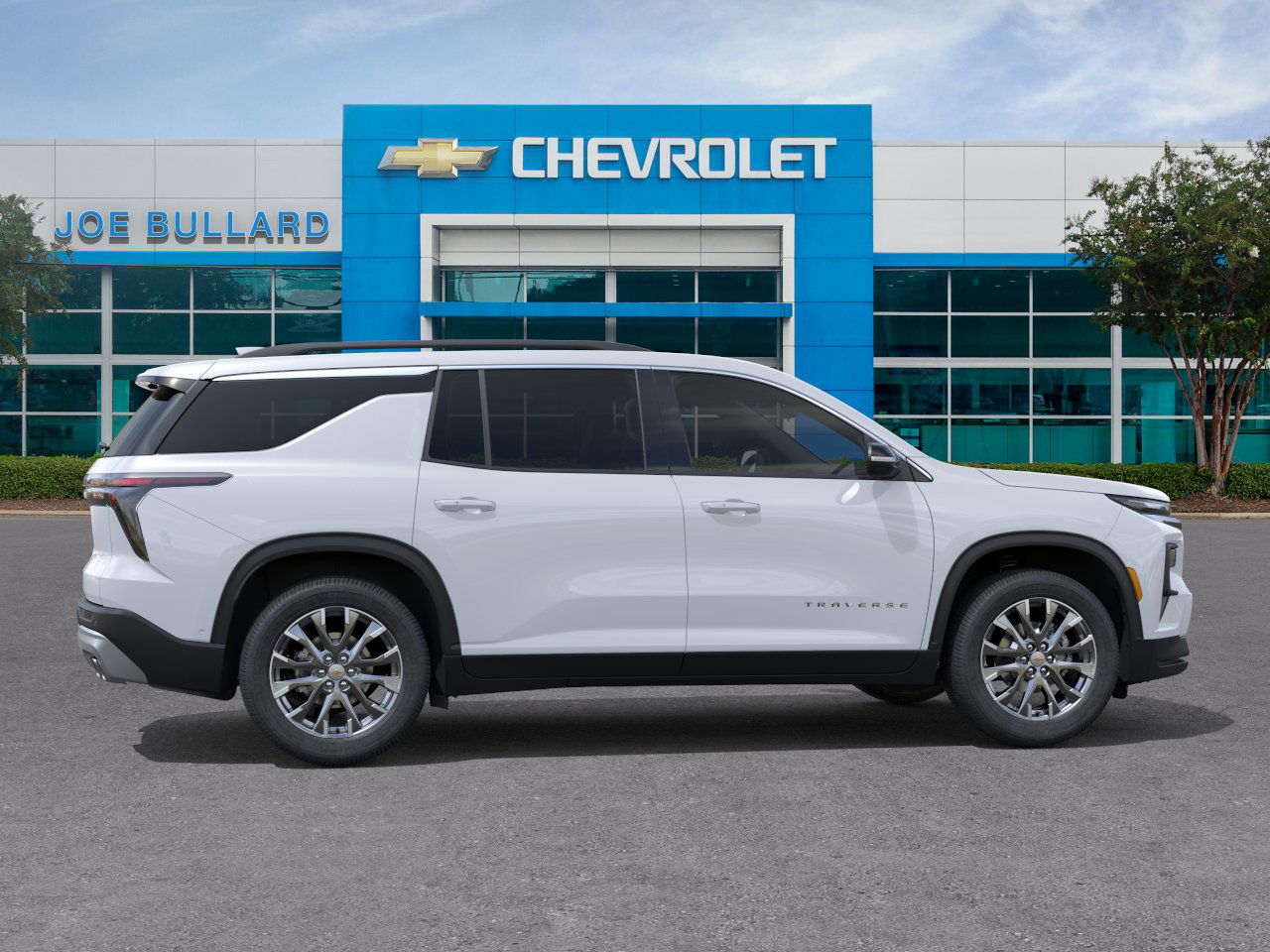 2026 Chevrolet Traverse photo 3
