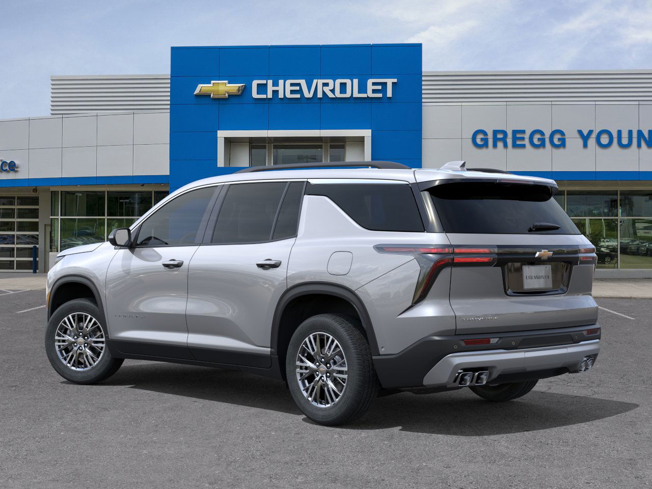 2026 Chevrolet Traverse photo 2