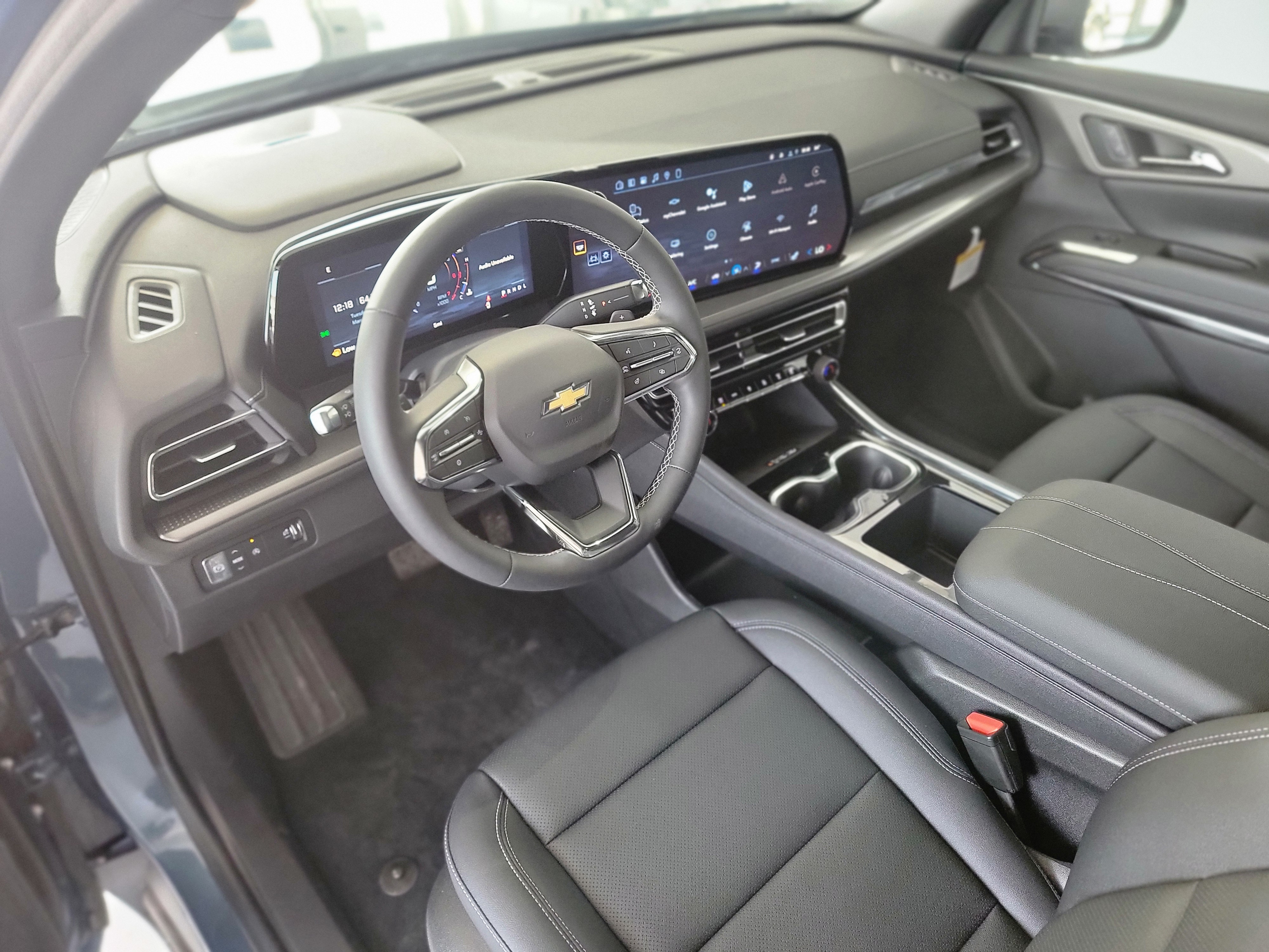 2026 Chevrolet Traverse LT - Photo 16