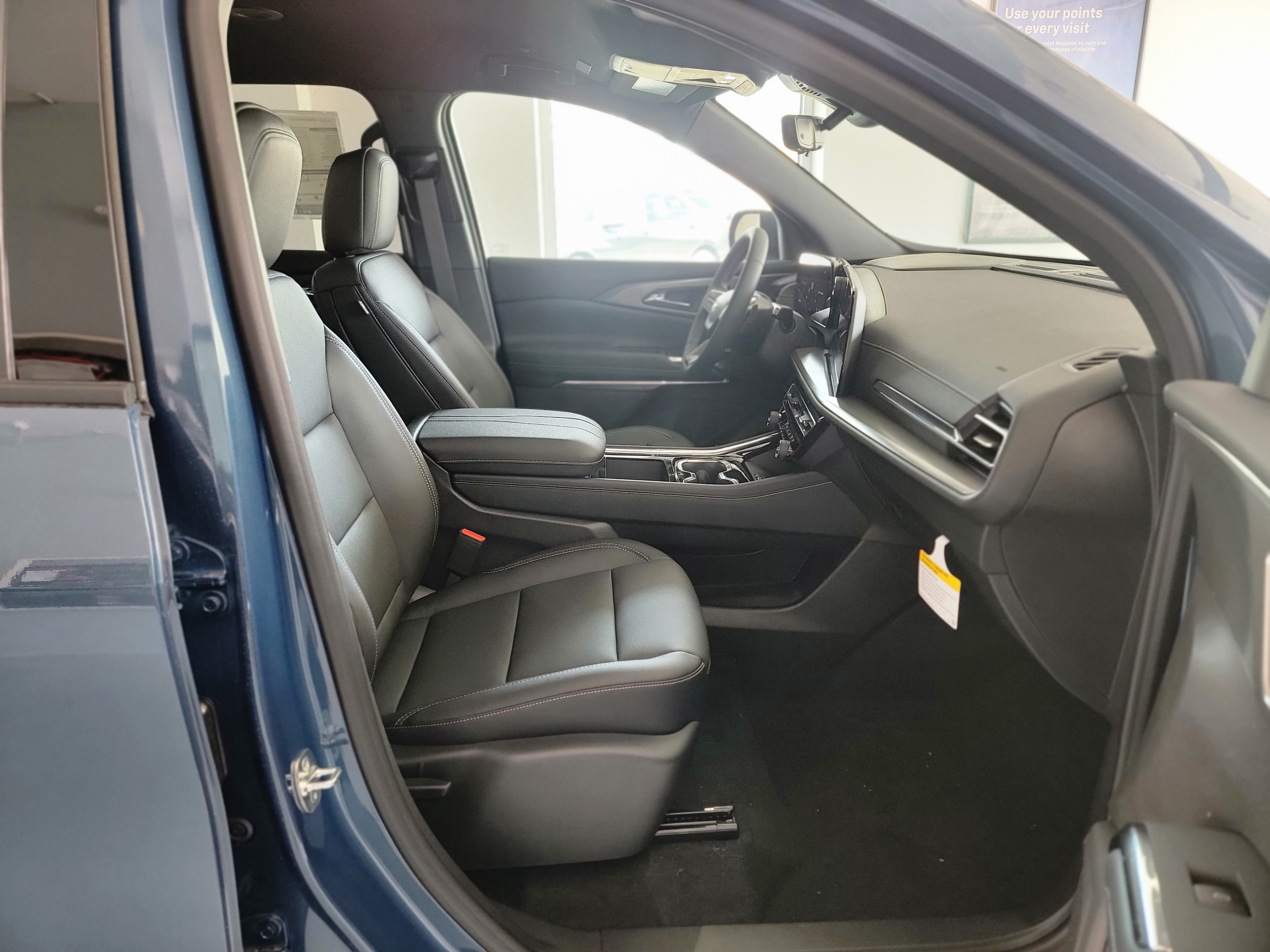 2026 Chevrolet Traverse LT - Photo 26