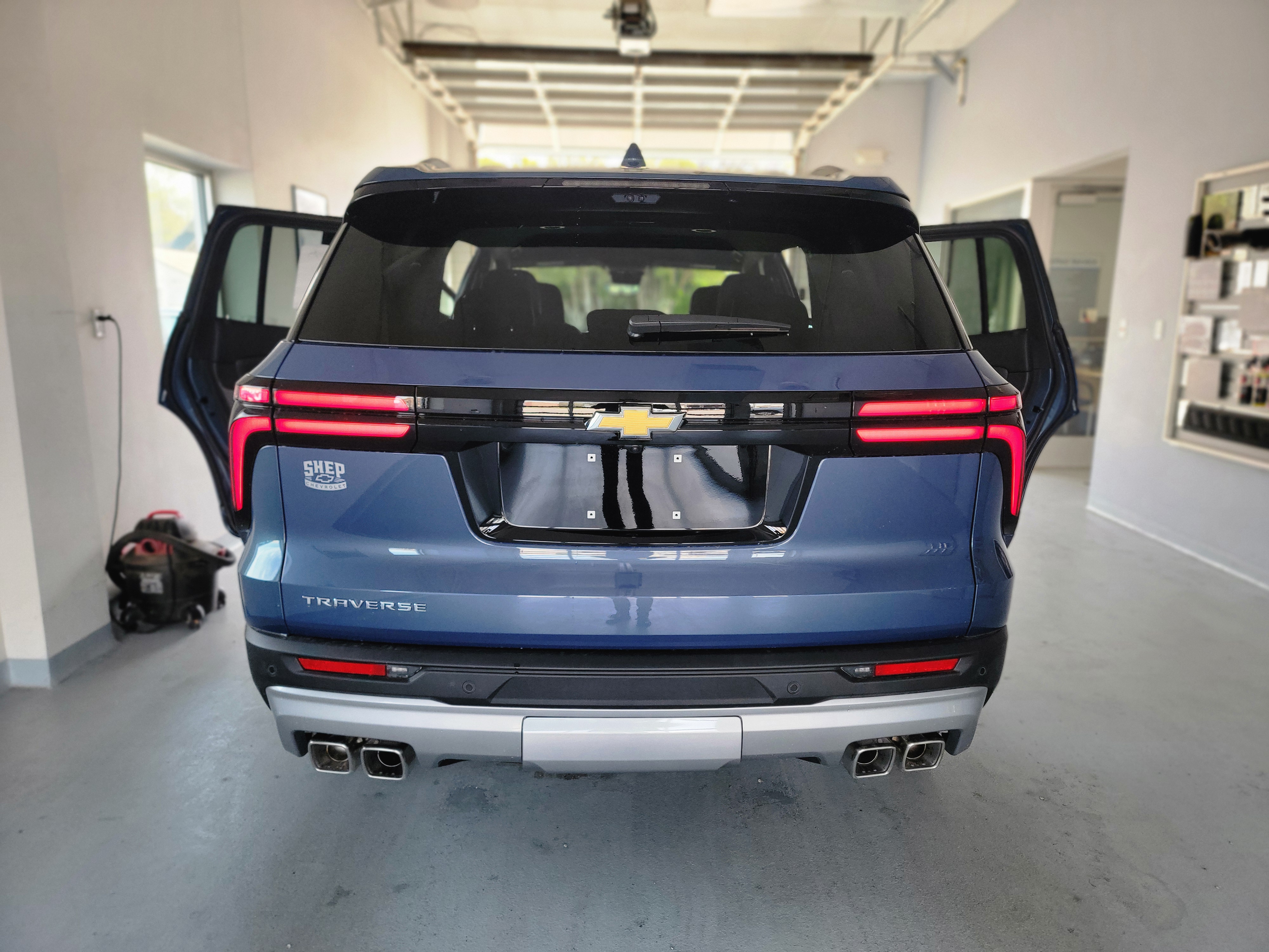 2026 Chevrolet Traverse LT - Photo 10