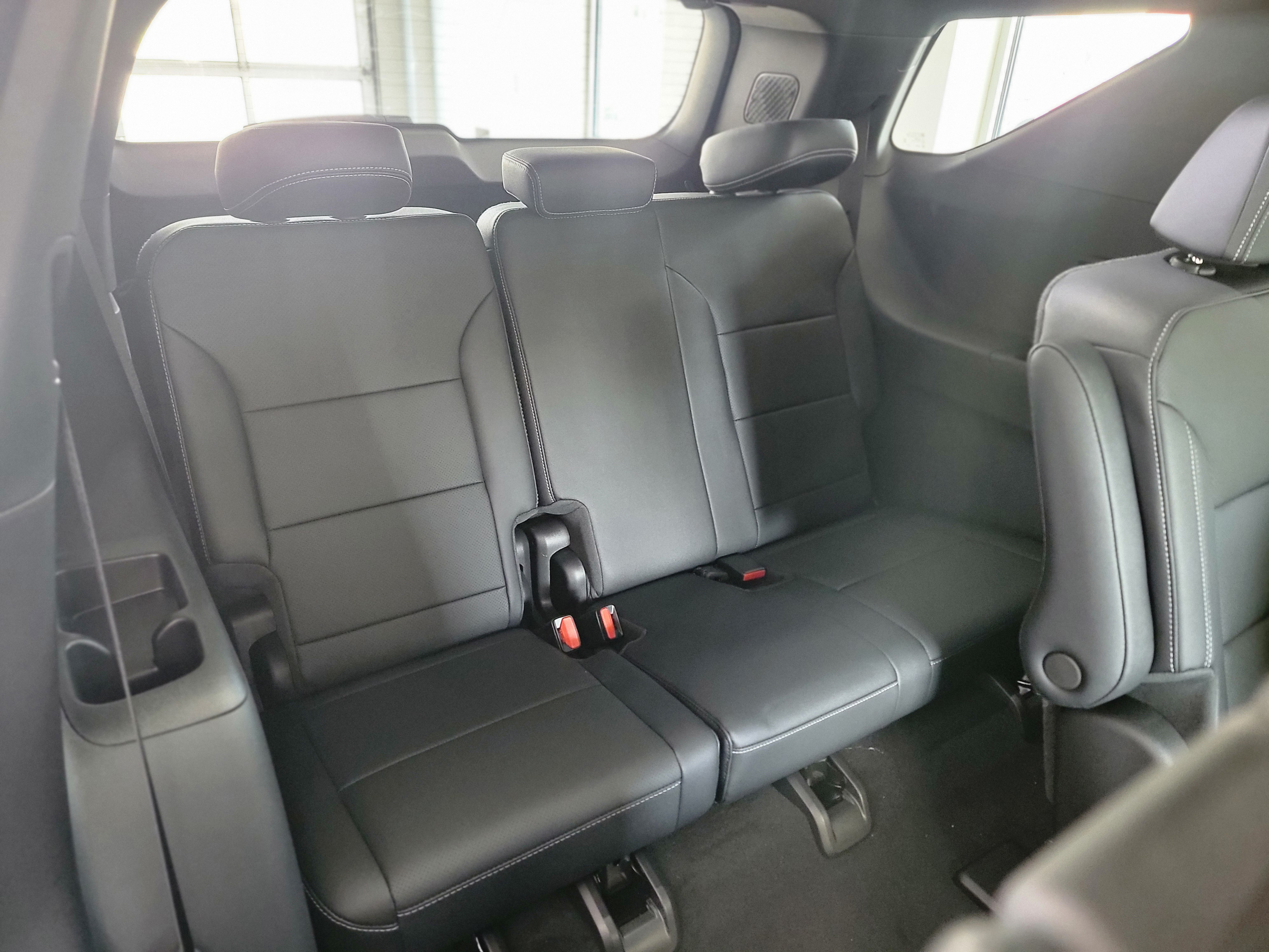 2026 Chevrolet Traverse LT - Photo 29