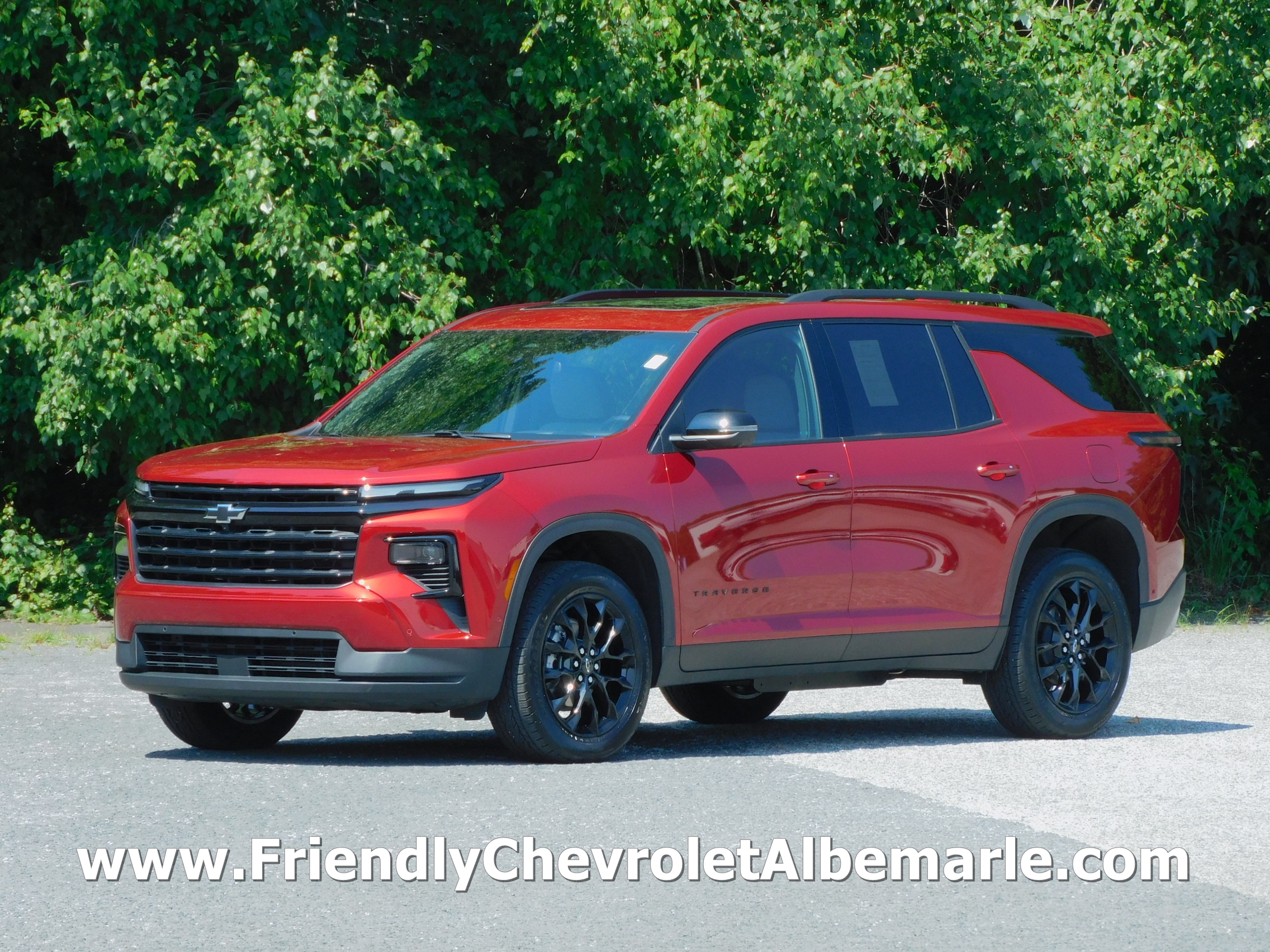 2024 Chevrolet Traverse LT