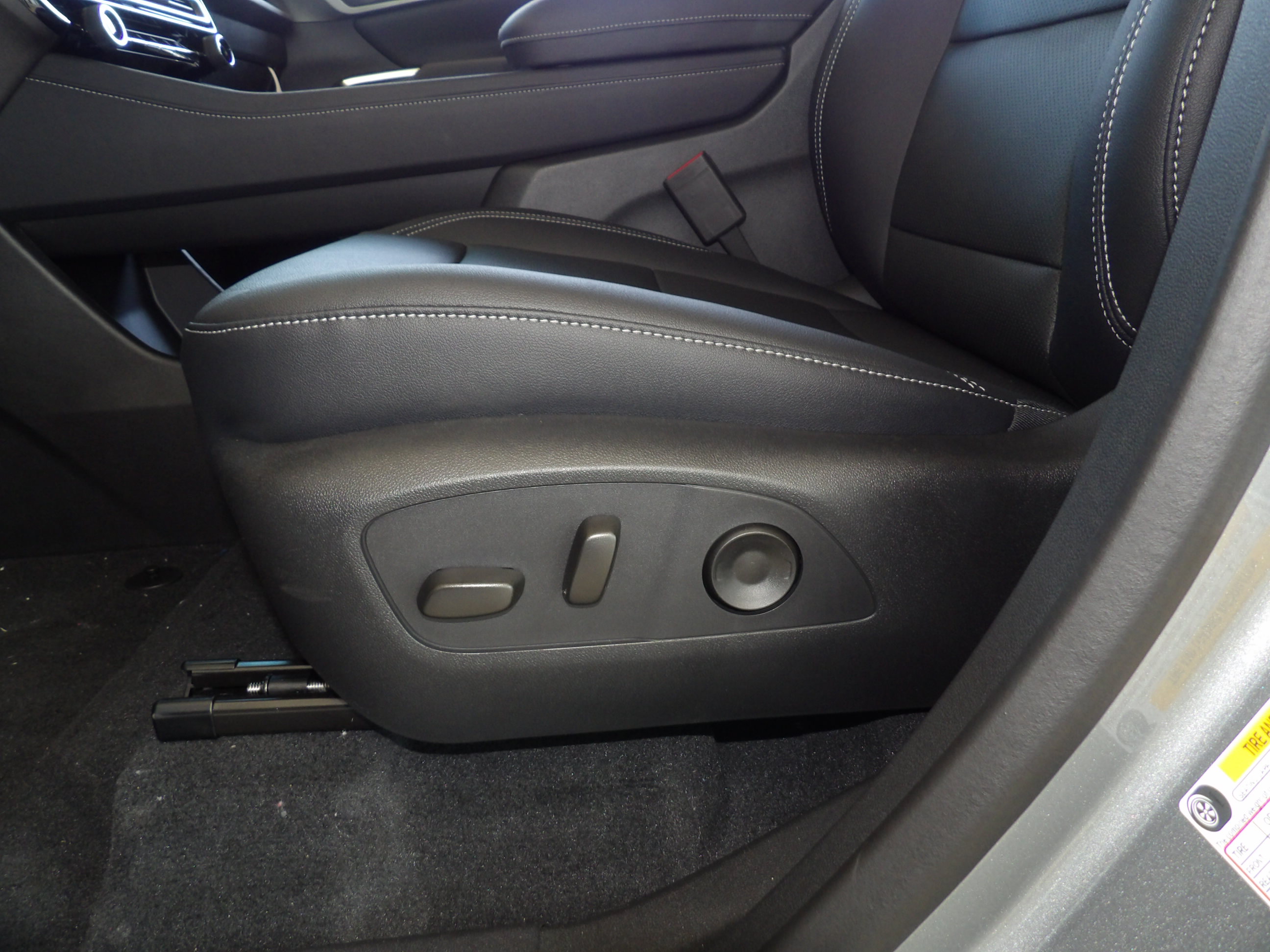 2026 Chevrolet Traverse LT - Photo 28