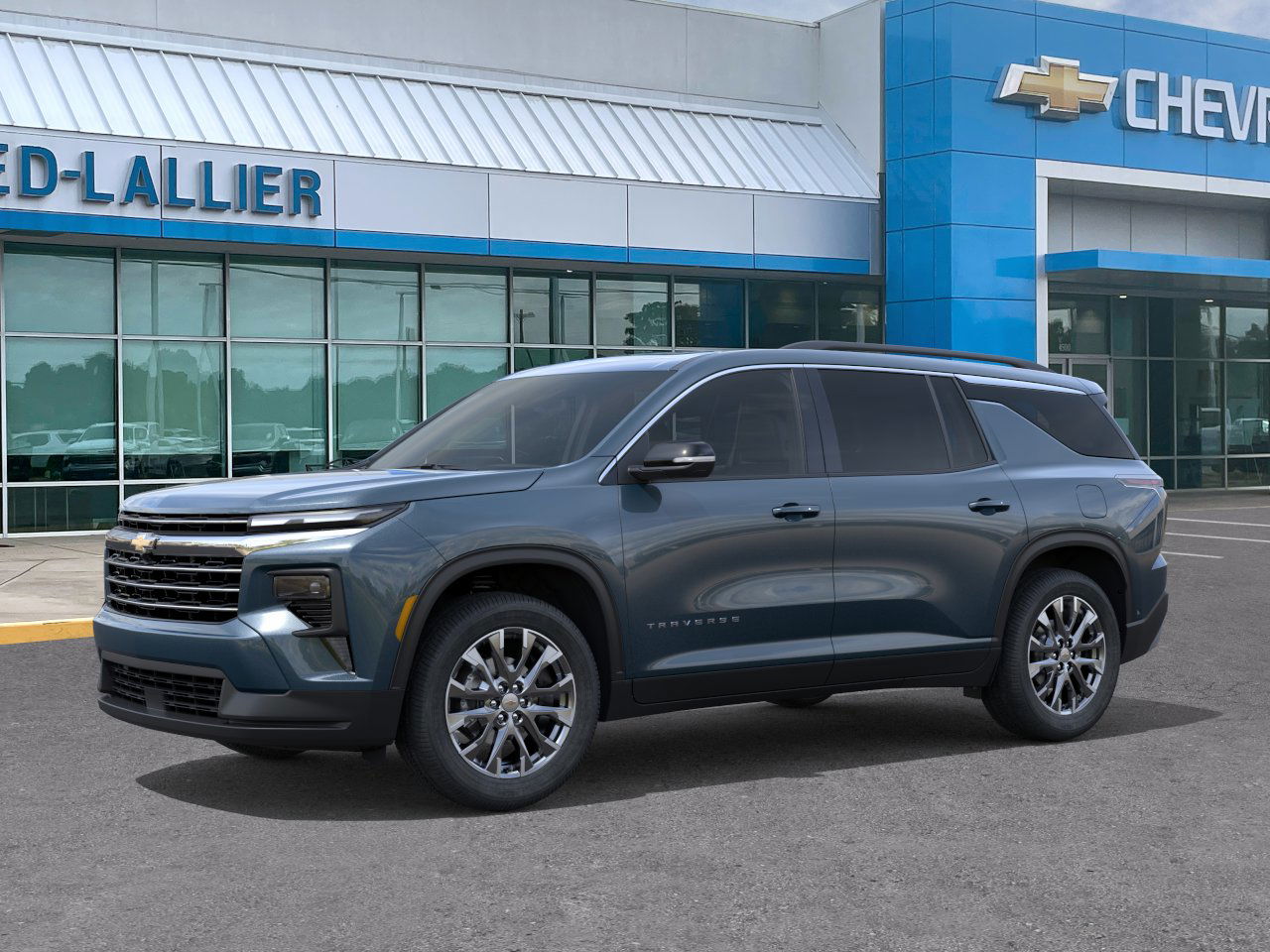 2026 Chevrolet Traverse photo 2