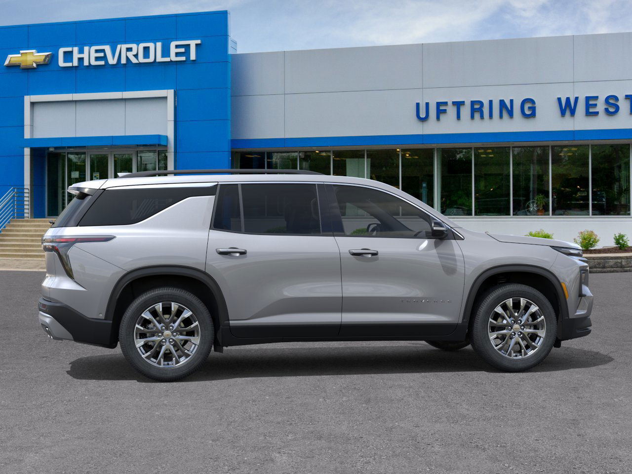 2026 Chevrolet Traverse photo 3