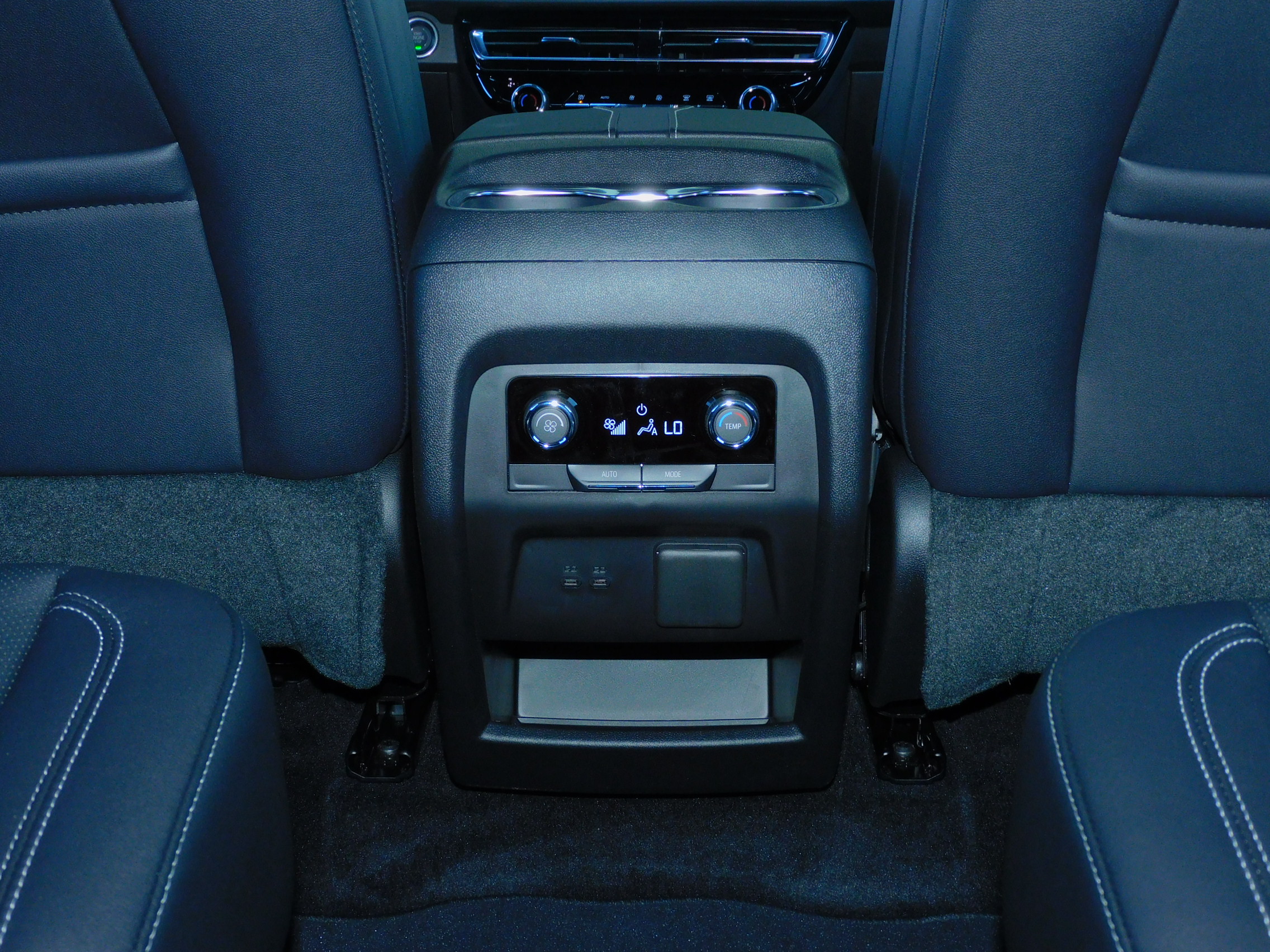 2026 Chevrolet Traverse LT - Photo 28
