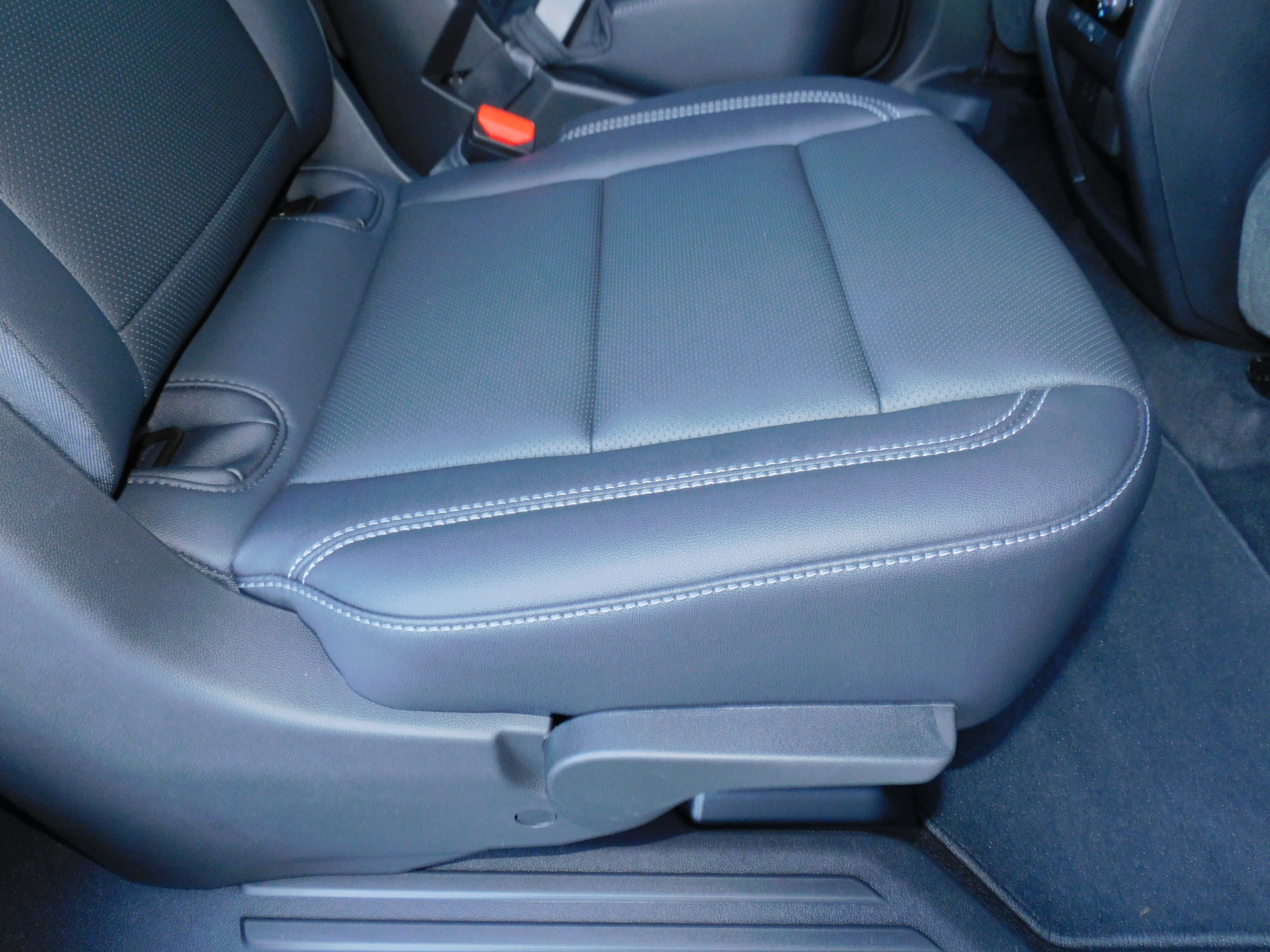 2026 Chevrolet Traverse LT - Photo 30