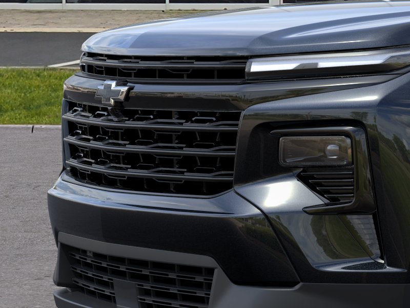 New 2027 Mosaic Black Metallic Chevrolet LT image 13