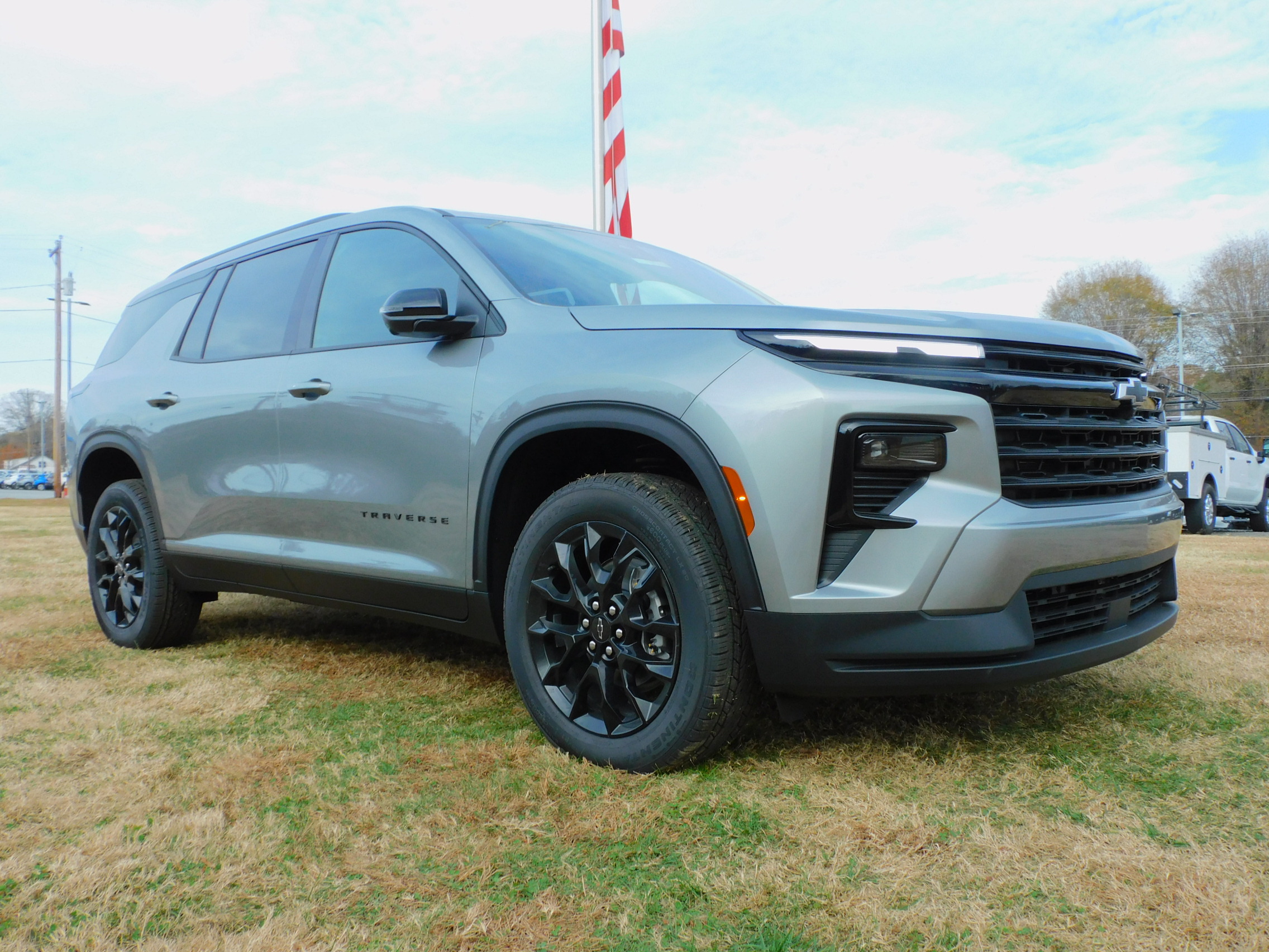 2026 Chevrolet Traverse photo 4