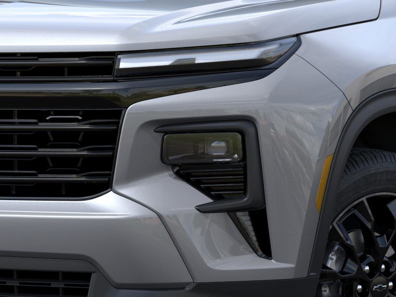 2026 Chevrolet Traverse photo 2