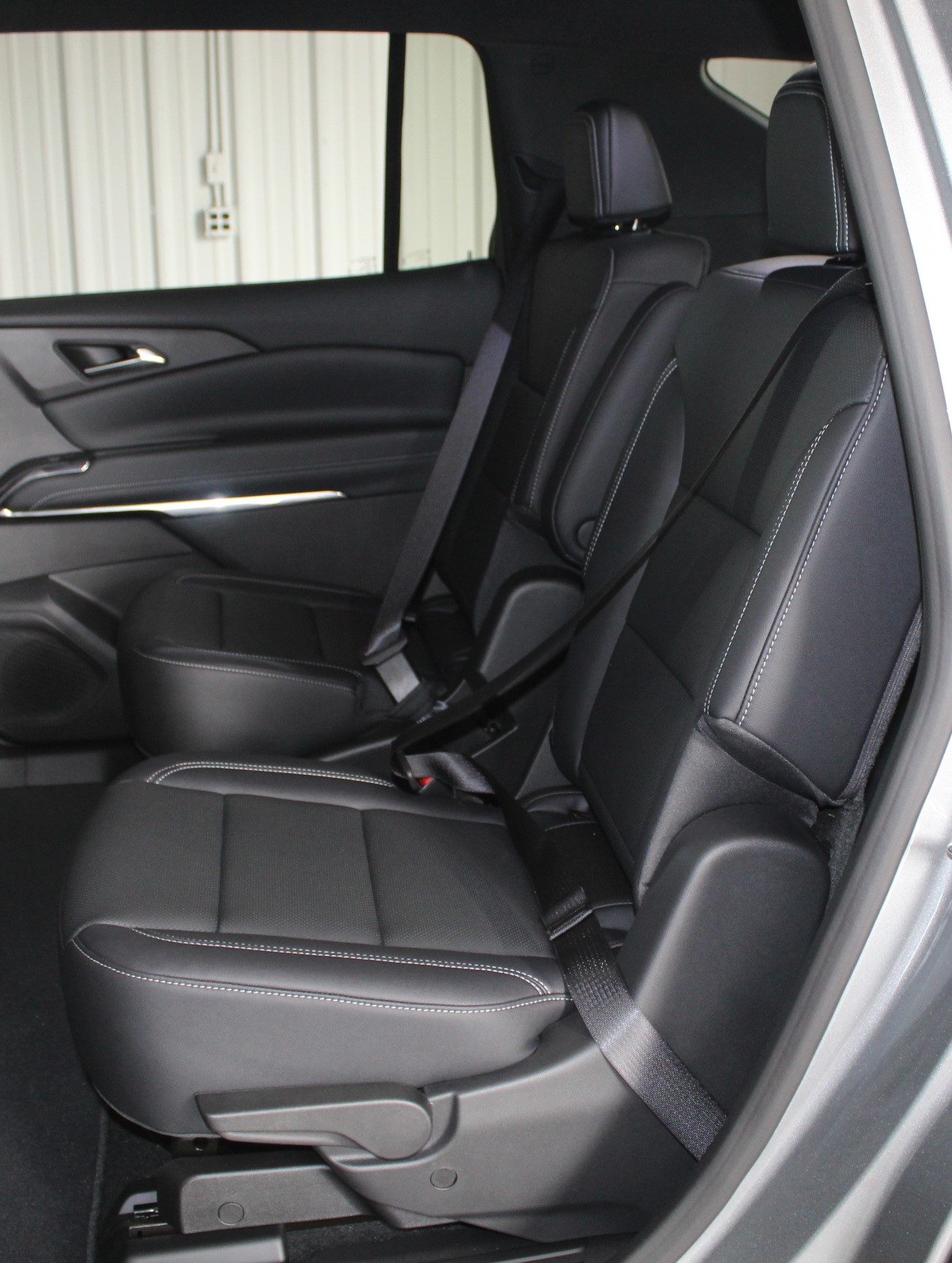 2026 Chevrolet Traverse photo 6