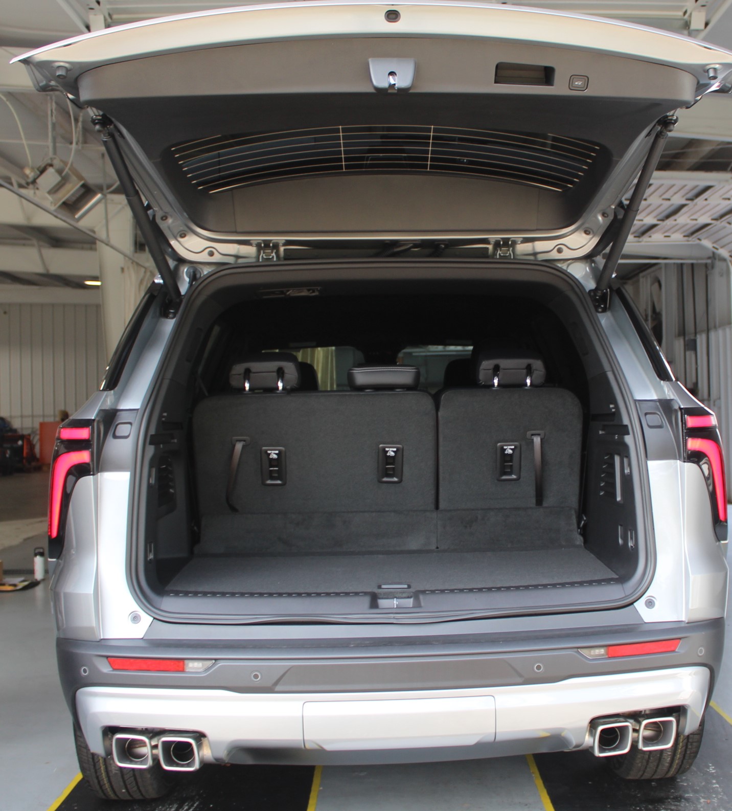 2026 Chevrolet Traverse photo 10