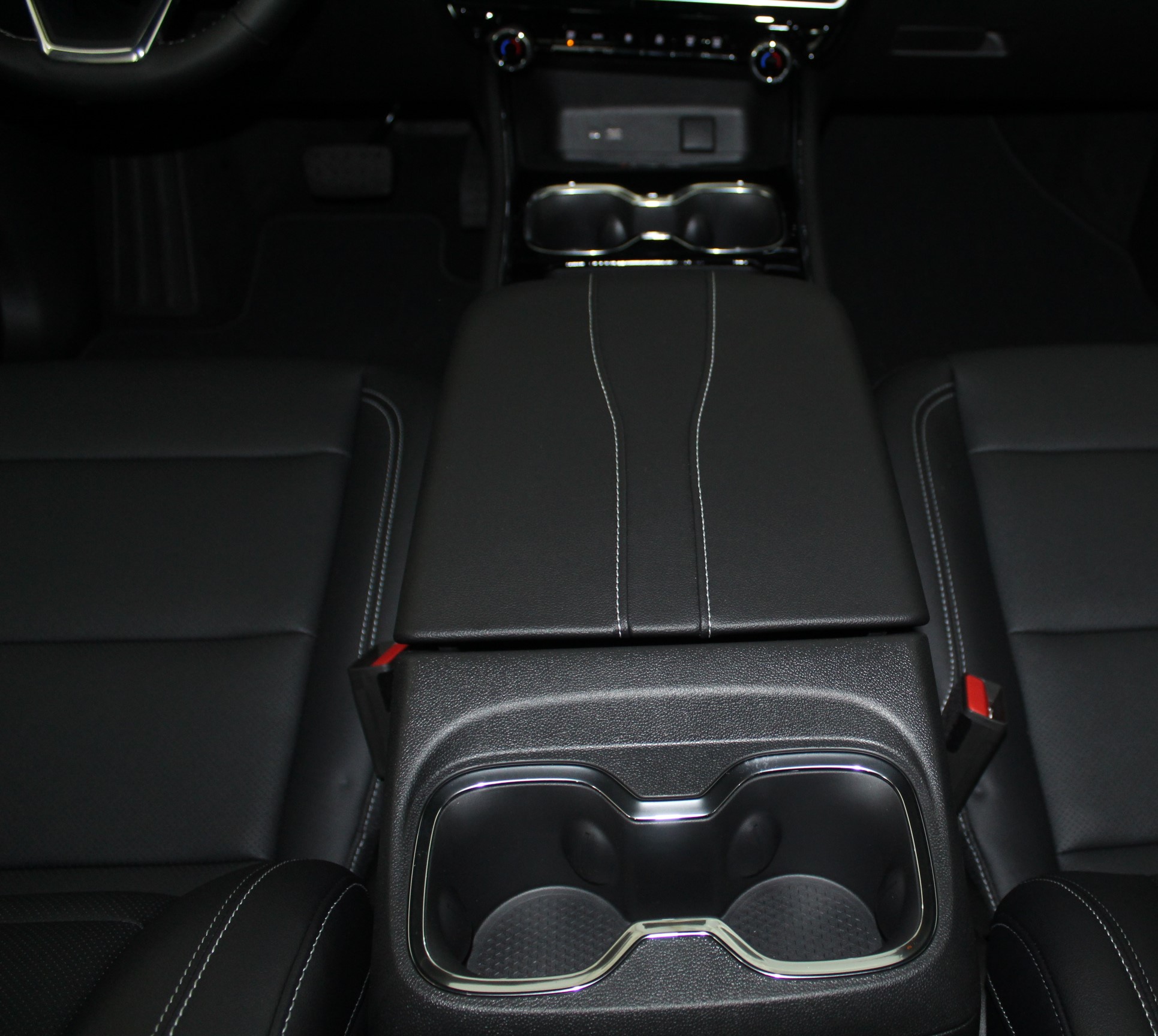 2026 Chevrolet Traverse photo 18