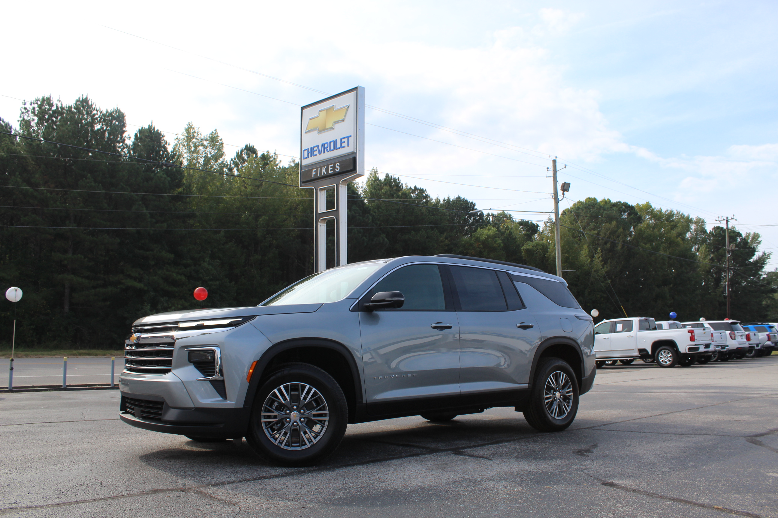 2026 Chevrolet Traverse LT's photo