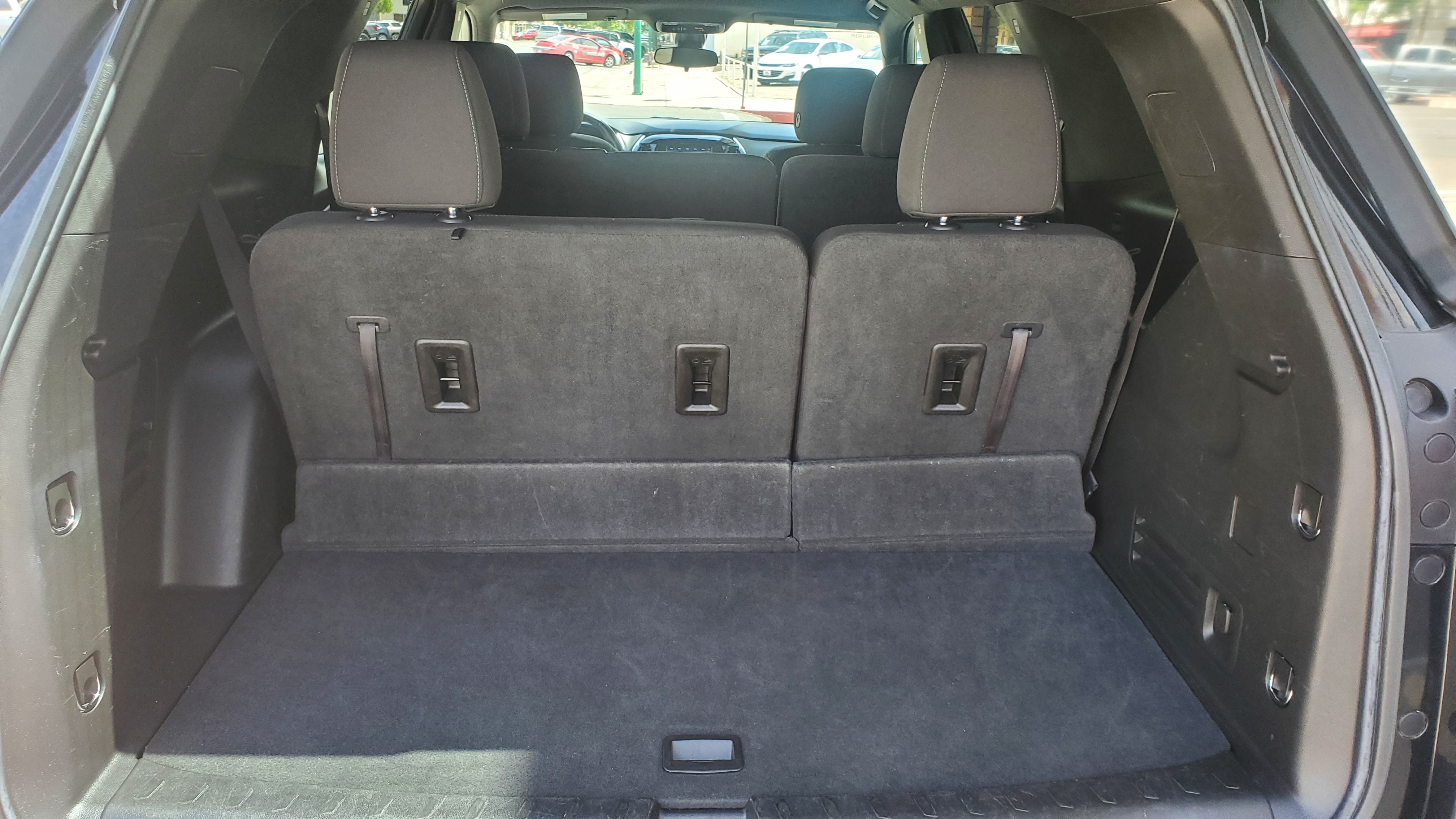 2023 Chevrolet Traverse 1LT - Photo 6