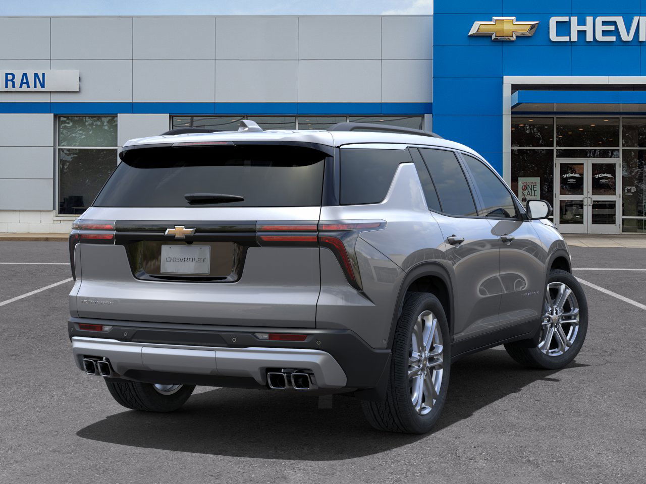 2025 Chevrolet Traverse photo 4
