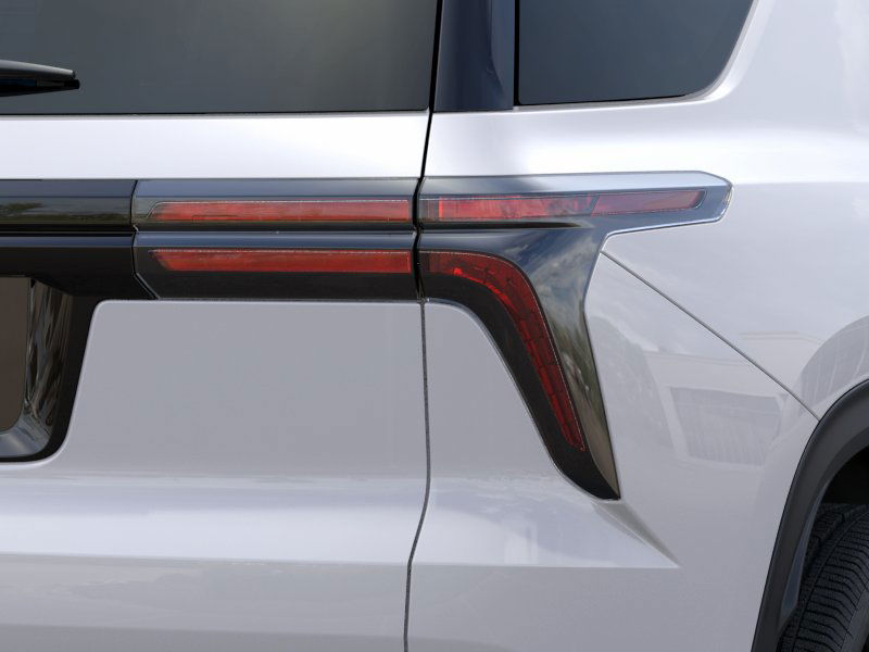 2025 Chevrolet Traverse photo 11
