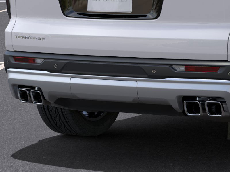 2025 Chevrolet Traverse photo 14