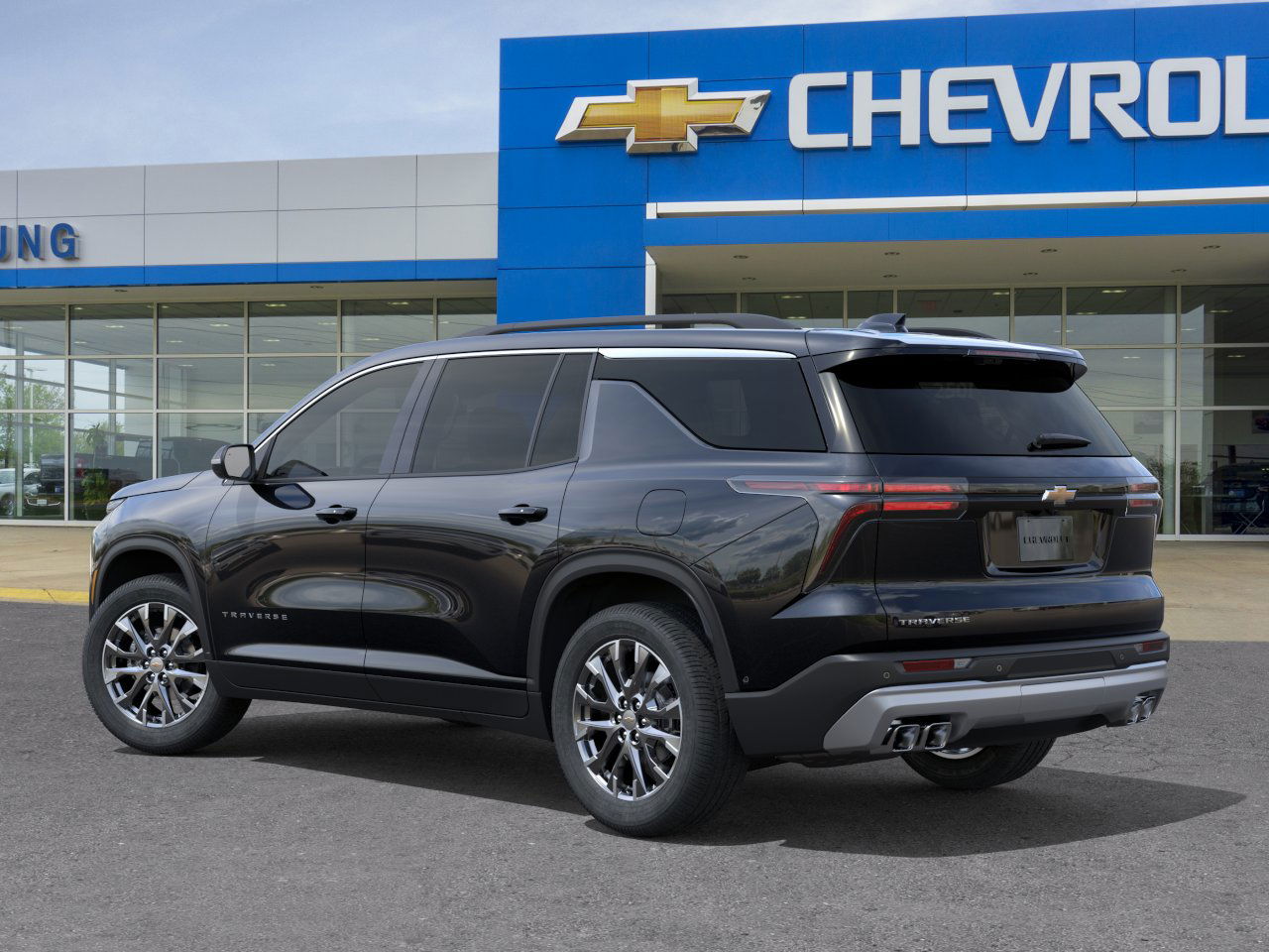 2025 Chevrolet Traverse photo 3