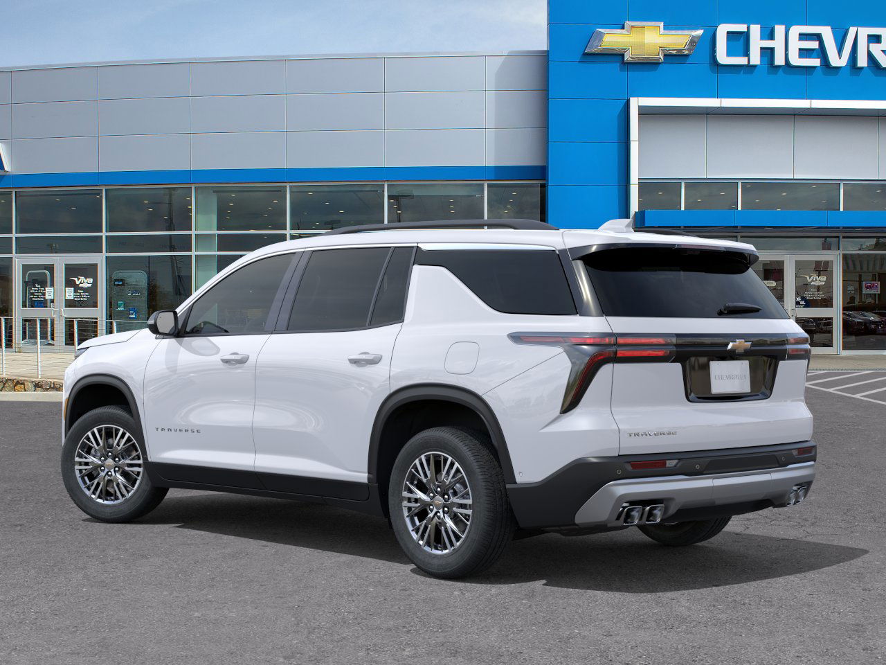 2025 Chevrolet Traverse photo 3