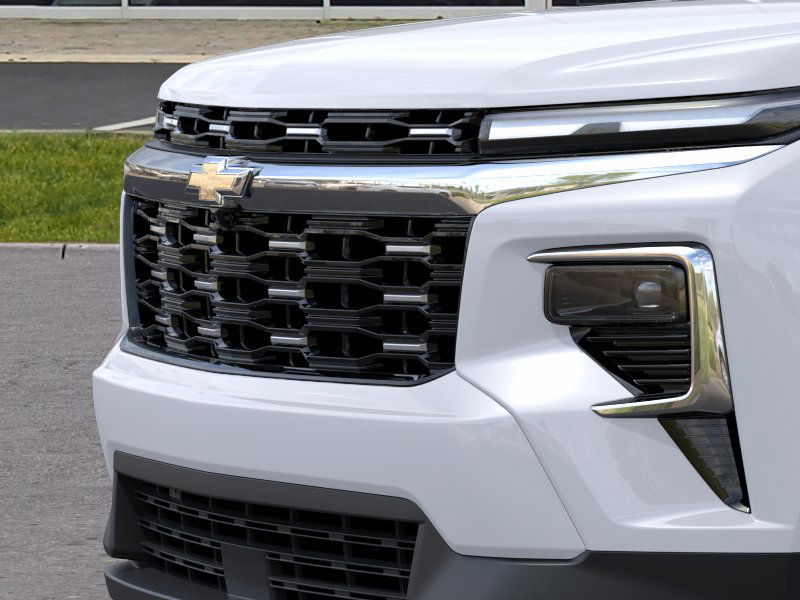 2025 Chevrolet Traverse photo 13