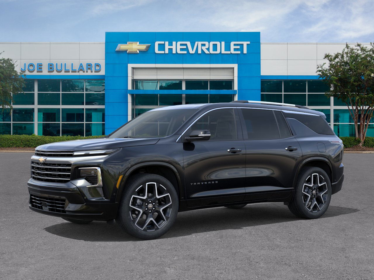 2026 Chevrolet Traverse High Country photo 2